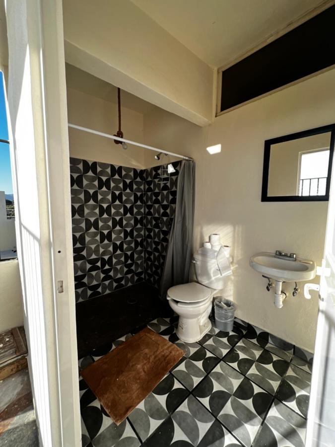 Hostal บูเซเรียส ภายนอก รูปภาพ
