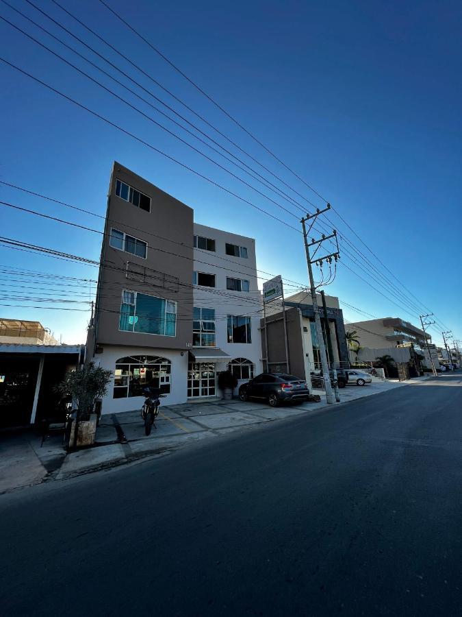 Hostal บูเซเรียส ภายนอก รูปภาพ