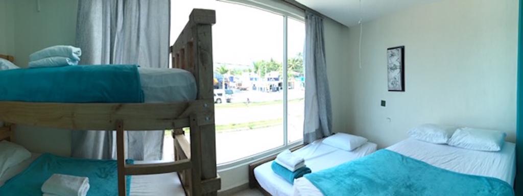 Hostal บูเซเรียส ภายนอก รูปภาพ